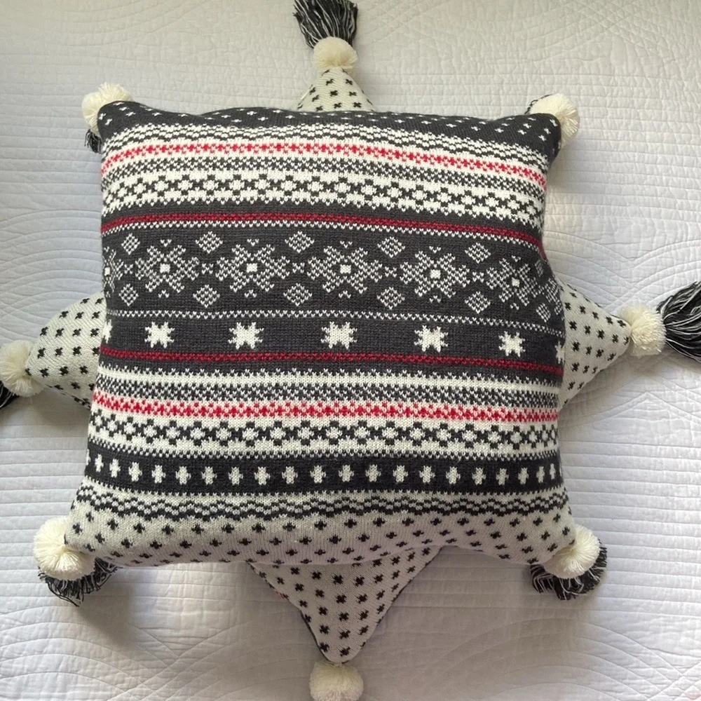 Brooks Brothers Fair Isle Sweater Knit Accent Pillow Covers Set of Two - Picture 7 of 16